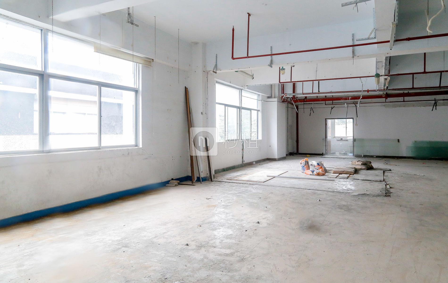 珠光创新科技园 写字楼出租325平米毛坯办公室85元/m².月