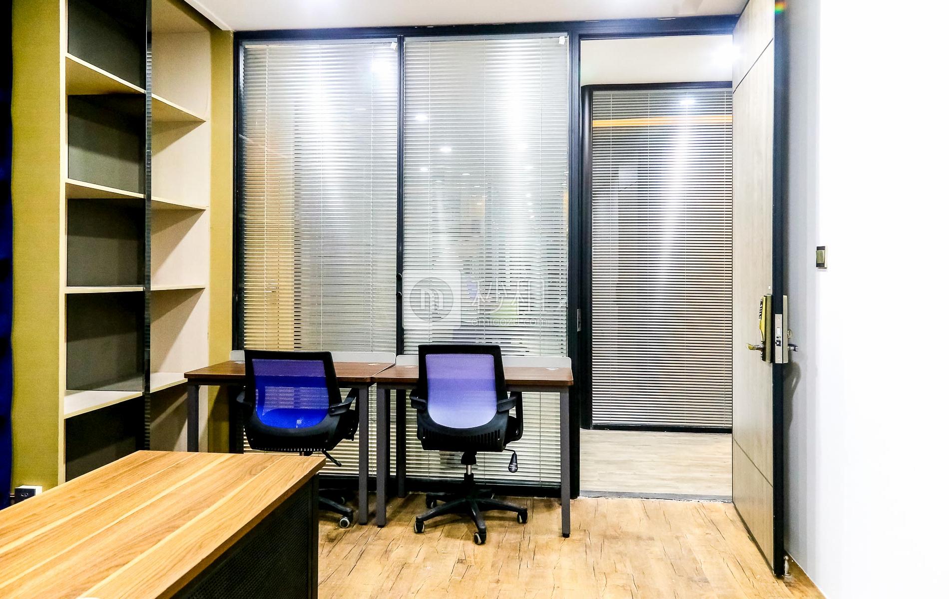 世杰商务中心	-赛格科技园写字楼出租40平米精装办公室7680元/间.月