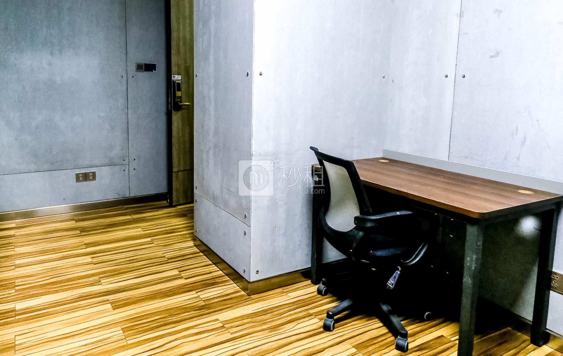 世杰商务中心	-赛格科技园写字楼出租20平米精装办公室4280元/间.月