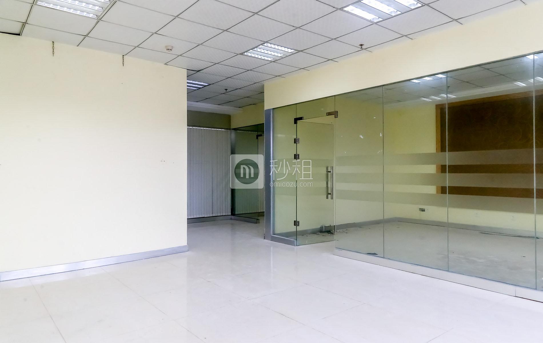 港之龙商务中心写字楼出租137平米精装办公室88元/m².月