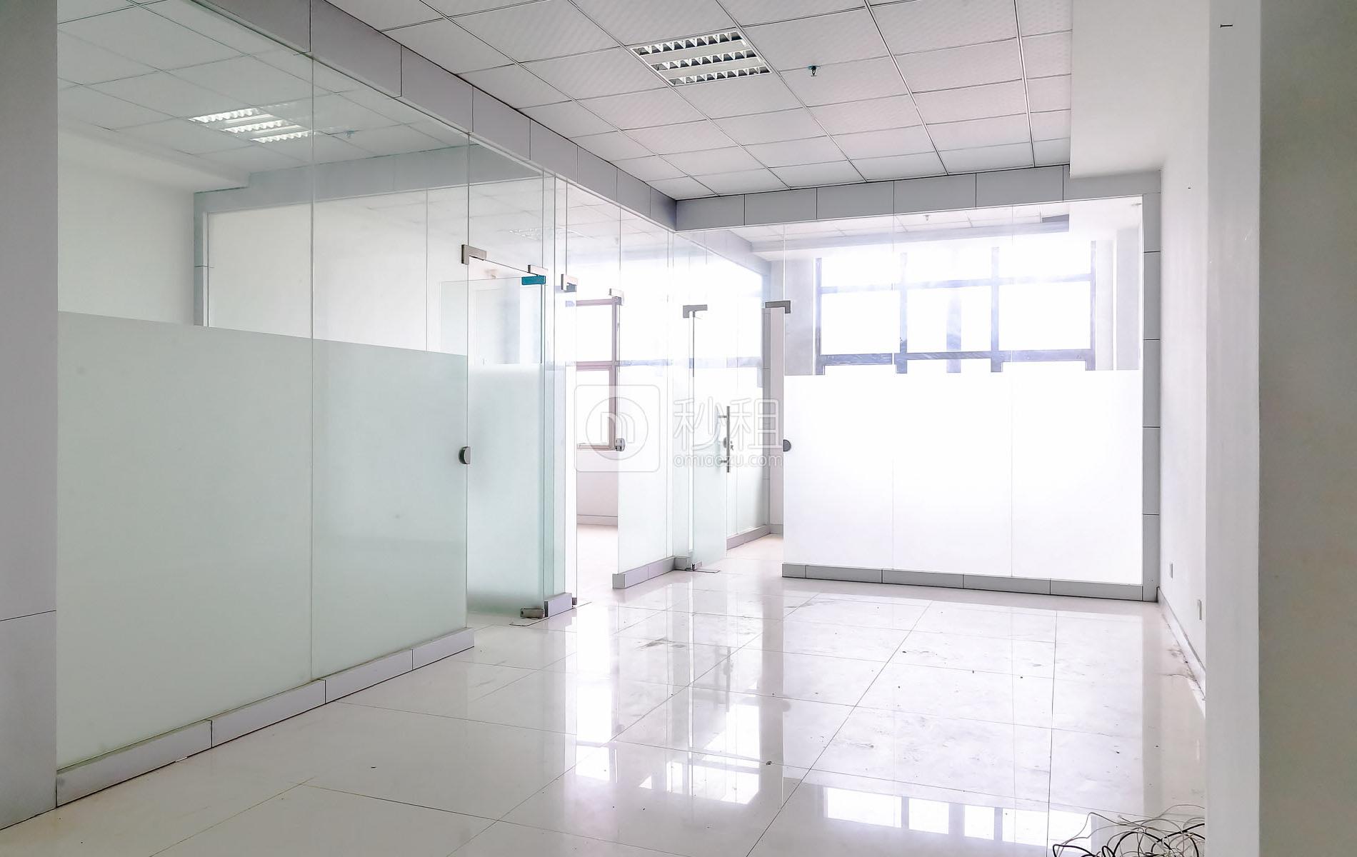港之龙商务中心写字楼出租110平米精装办公室88元/m².月