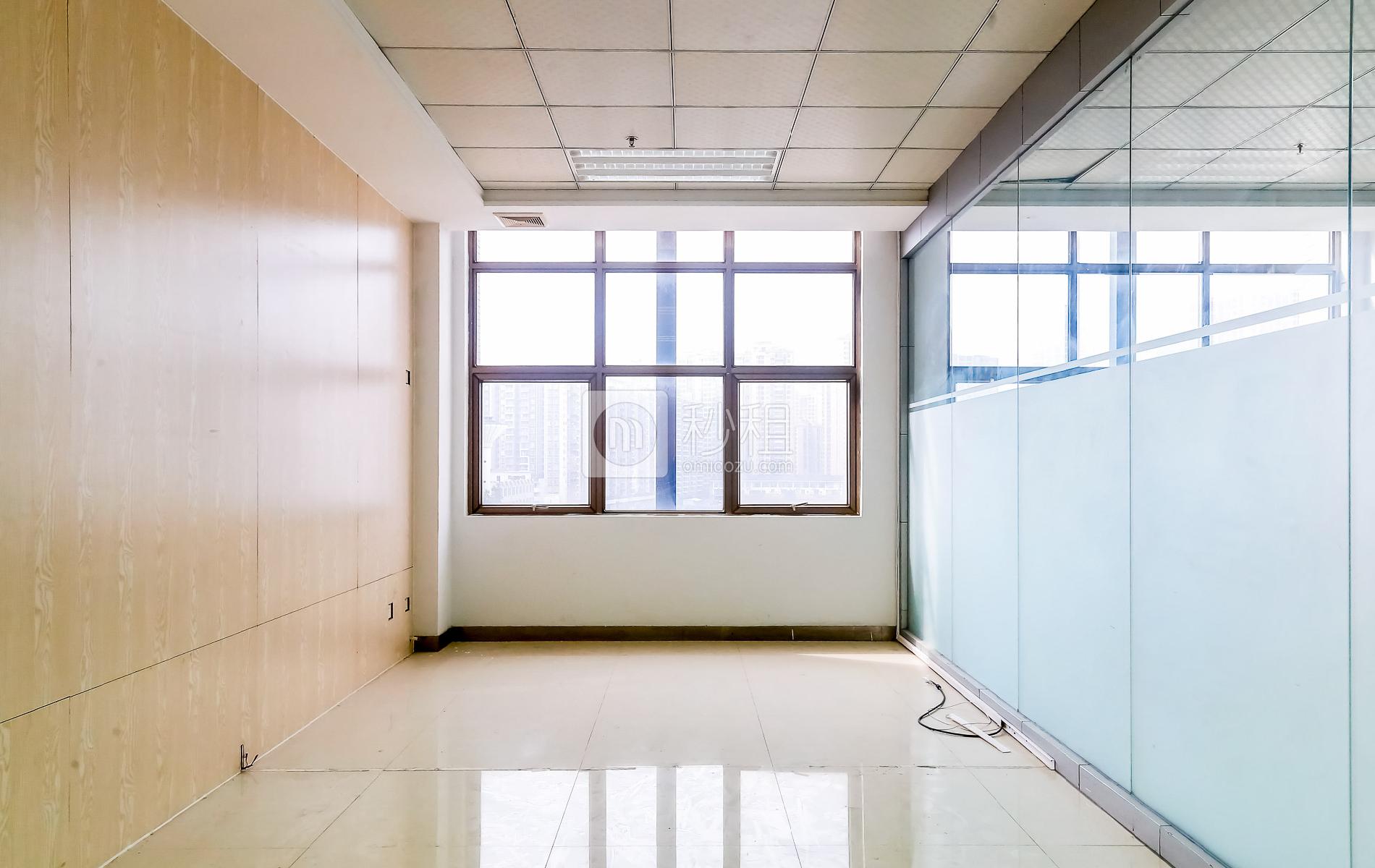 港之龙商务中心写字楼出租210平米精装办公室70元/m².月