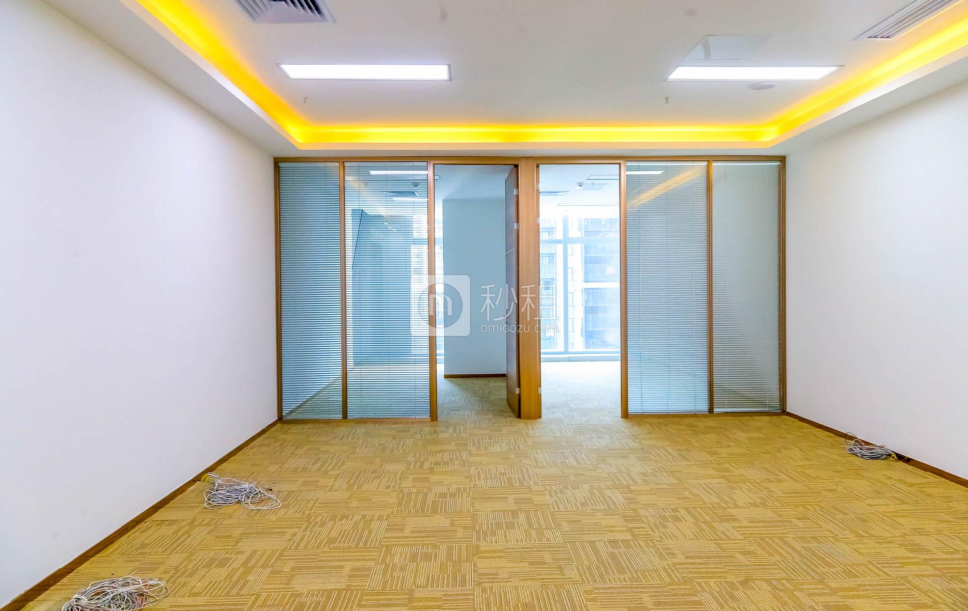 卓越城（二期）写字楼出租238平米精装办公室150元/m².月