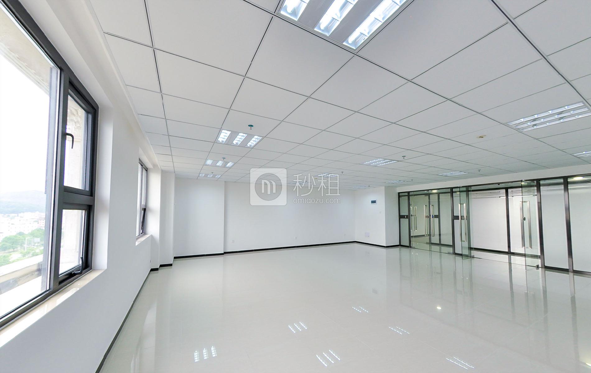 尚美创客大厦写字楼出租268平米简装办公室30元/m².月