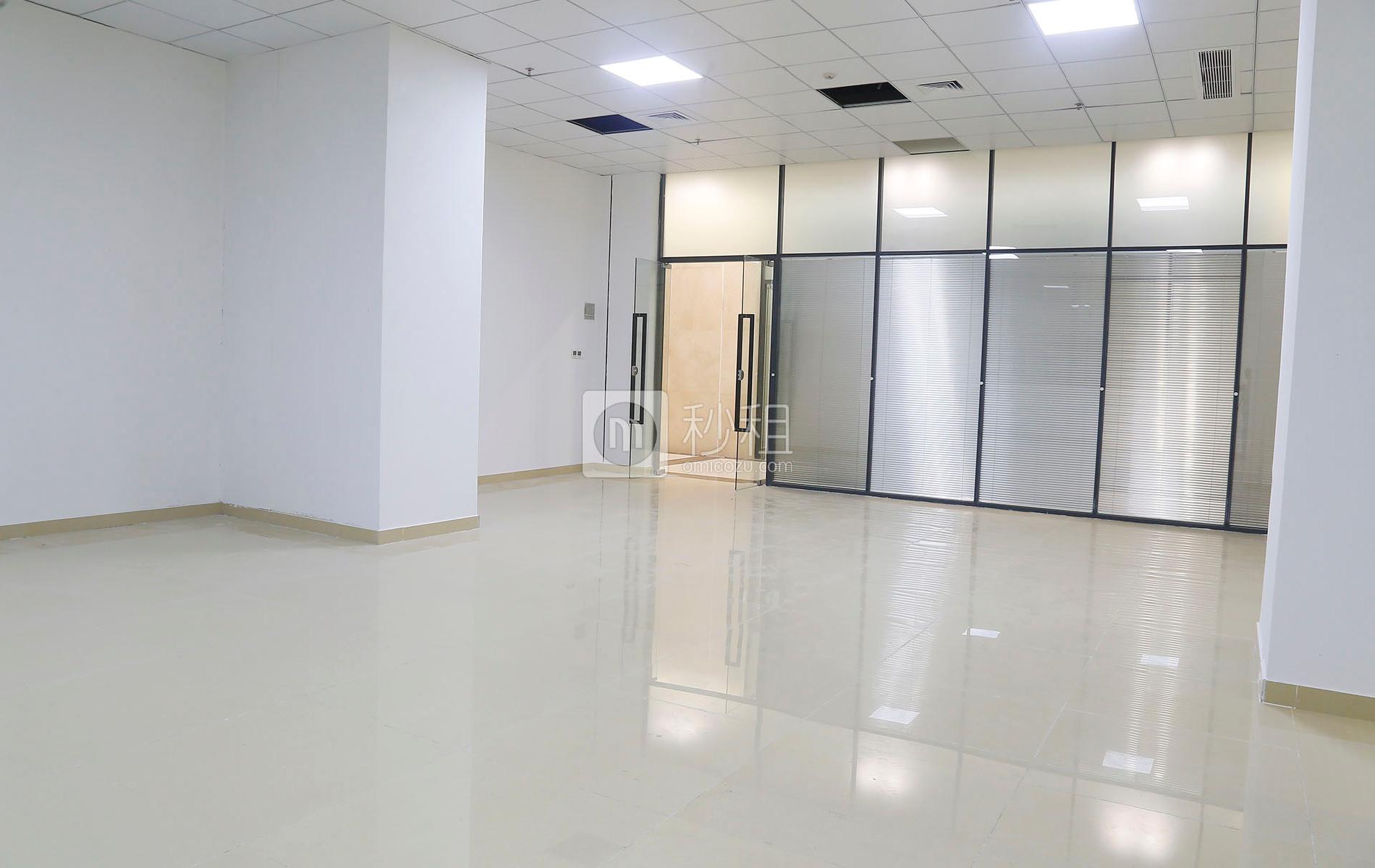 政商中心写字楼出租189平米简装办公室70元/m².月