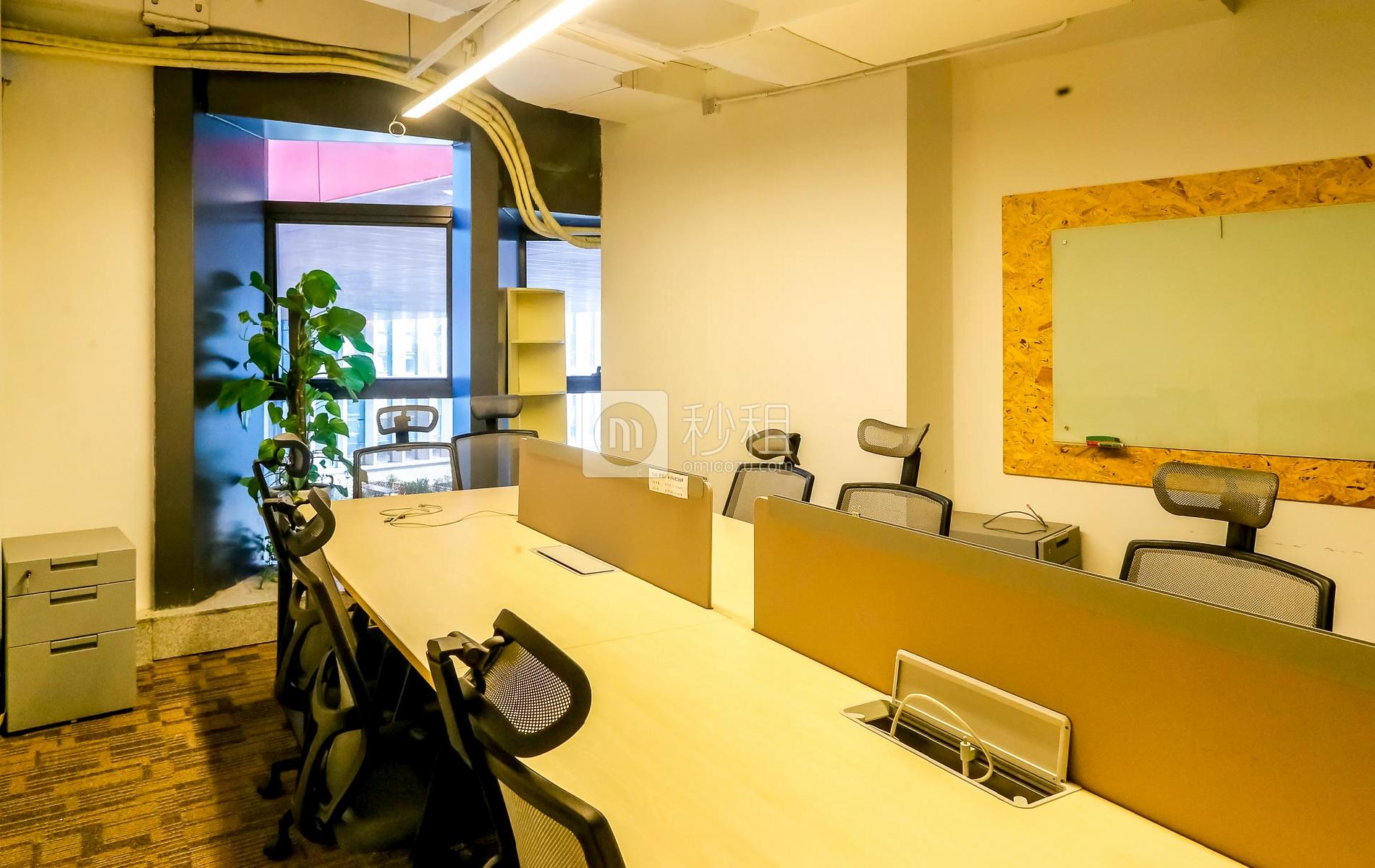 软件产业基地-微漾国际创客空间写字楼出租50平米精装办公室16000元/间.月