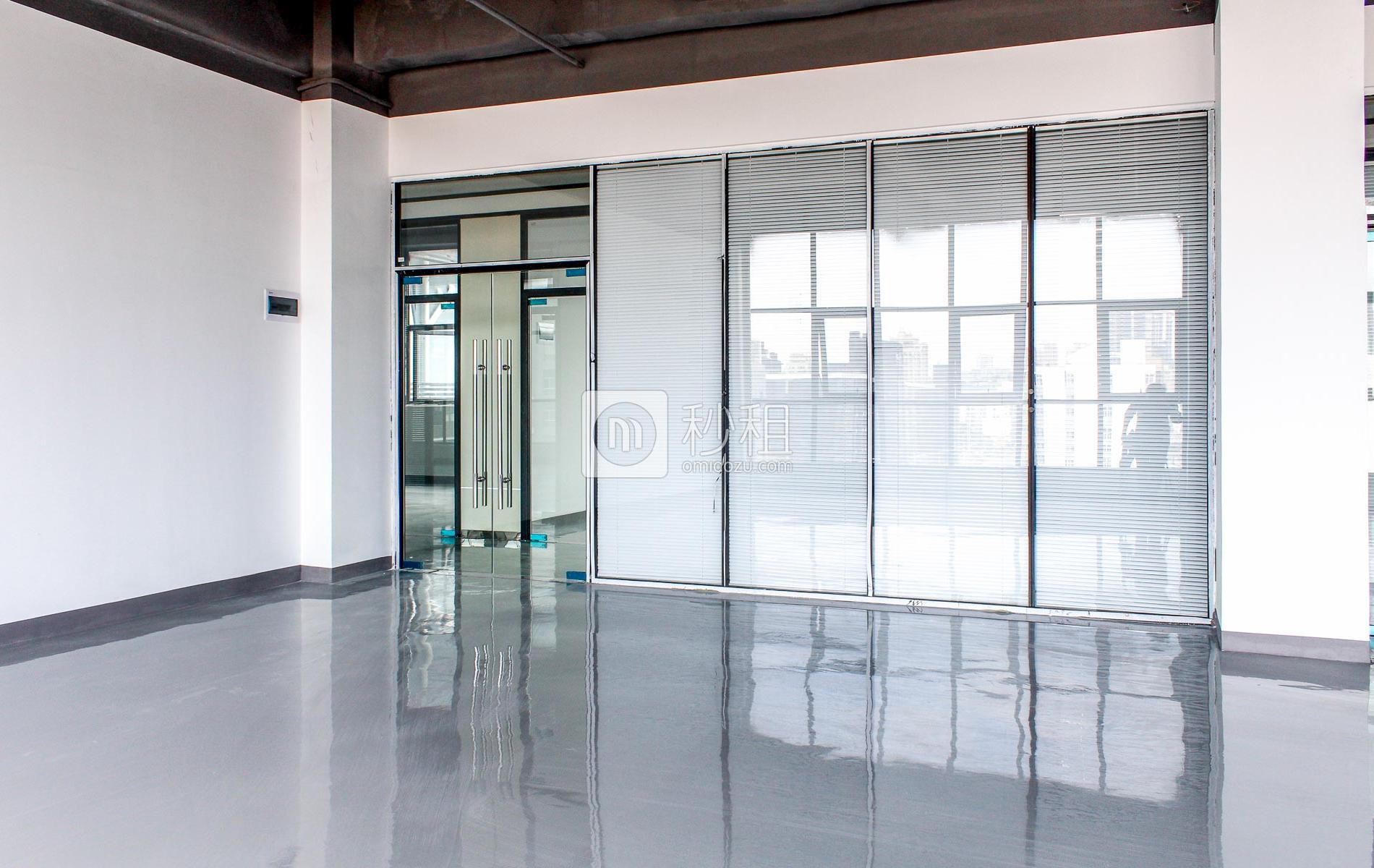 智慧谷创新园（坂田分园）写字楼出租170平米简装办公室78元/m².月