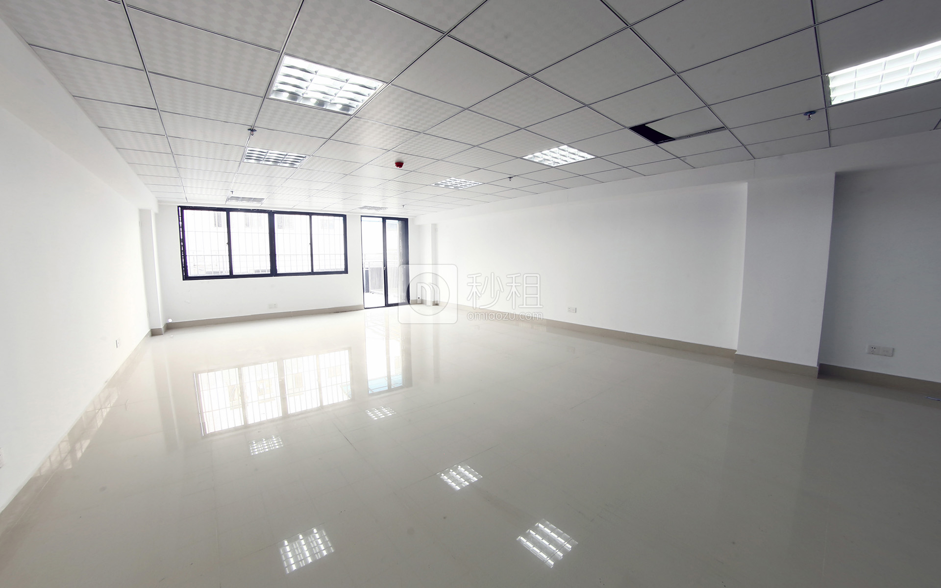 创兴达商务大厦写字楼出租100平米精装办公室50元/m².月