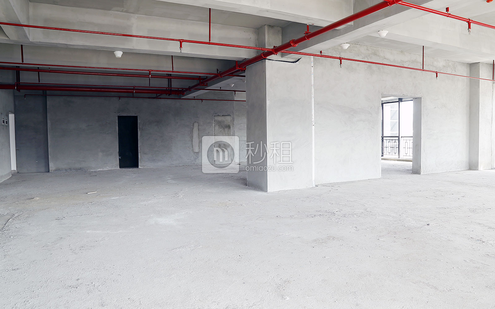 博隆大厦写字楼出租399平米毛坯办公室85元/m².月