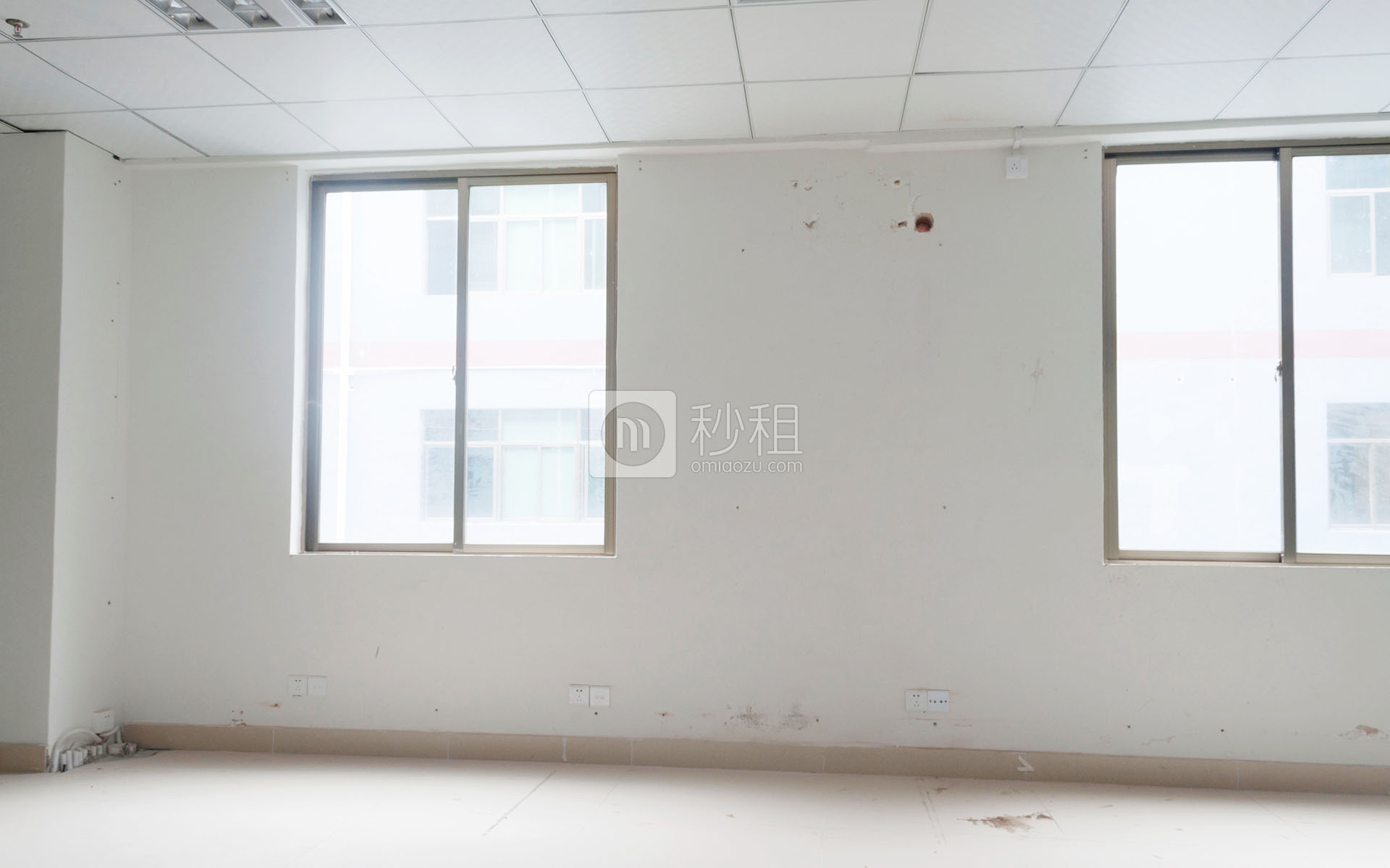 鑫源盛商务中心写字楼出租73平米精装办公室40元/m².月